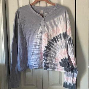 Victoria secert PINK long sleeve the dye shirt size xxl